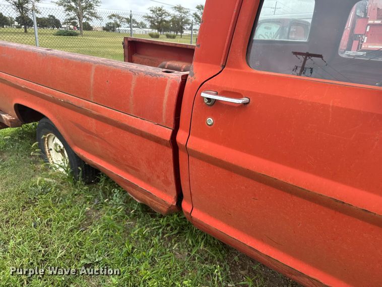 image for item ER2308 1966 Ford F100 pickup truck