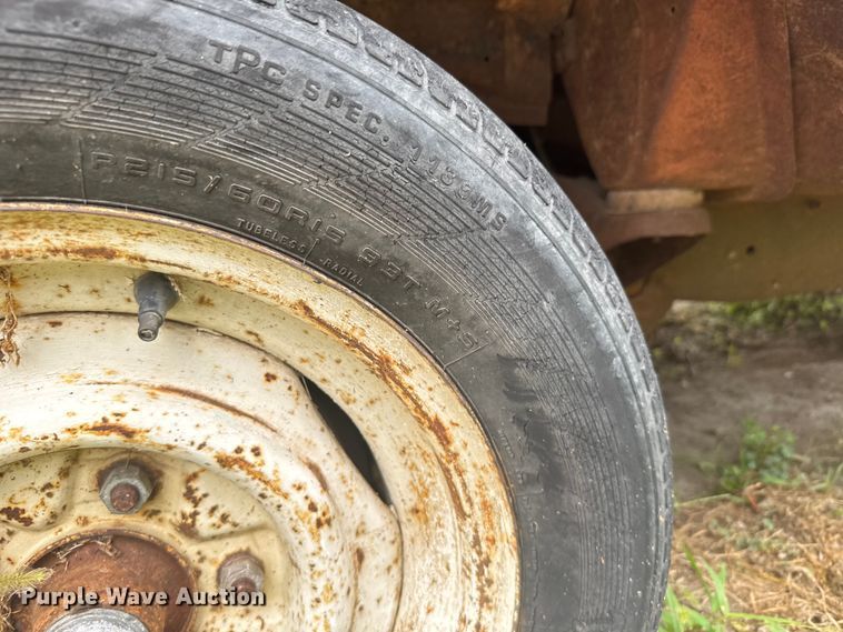 image for item ER2308 1966 Ford F100 pickup truck