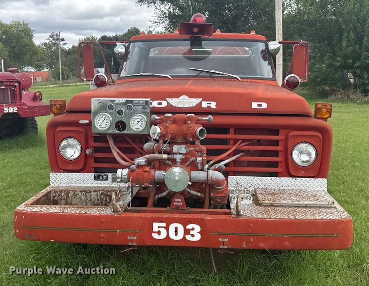 image for item ER2318 1975 Ford pumper fire truck