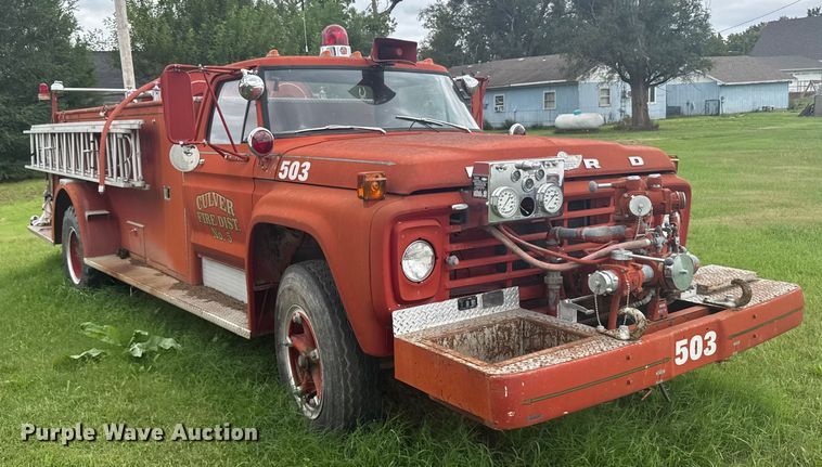 image for item ER2318 1975 Ford pumper fire truck