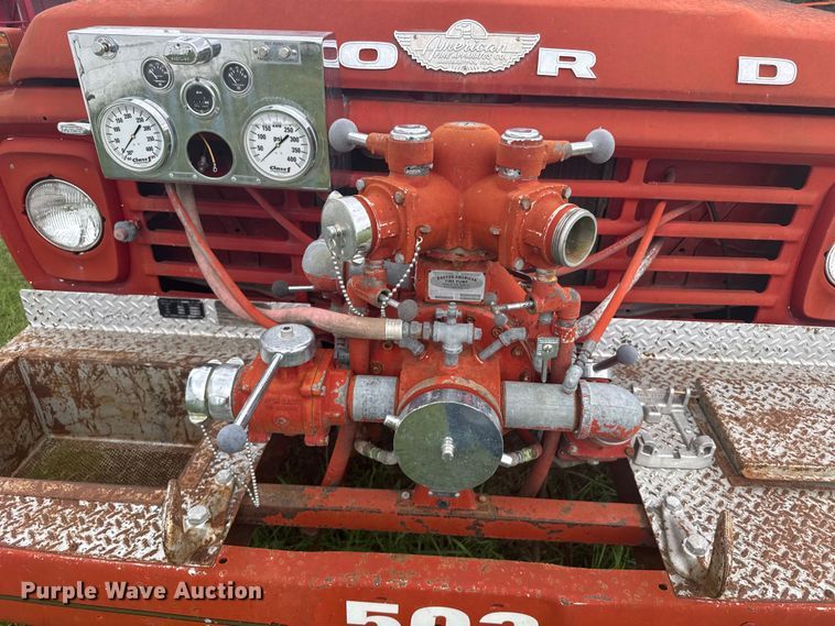 image for item ER2318 1975 Ford pumper fire truck