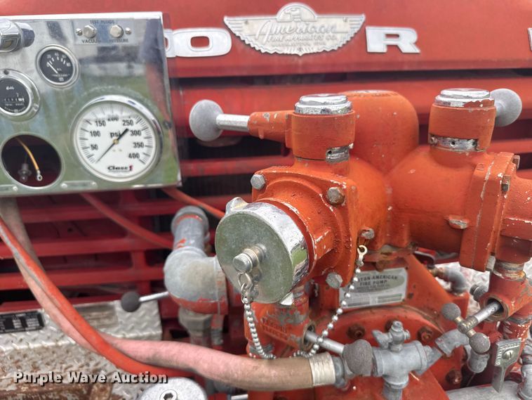 image for item ER2318 1975 Ford pumper fire truck