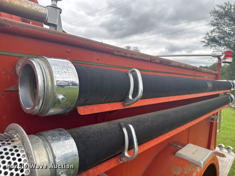 image for item ER2318 1975 Ford pumper fire truck