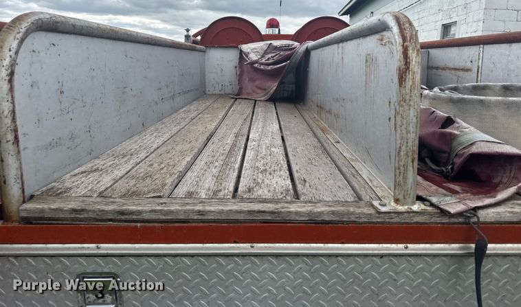 image for item ER2318 1975 Ford pumper fire truck