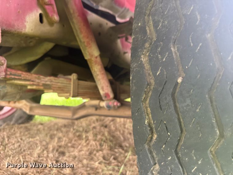 image for item ER2318 1975 Ford pumper fire truck