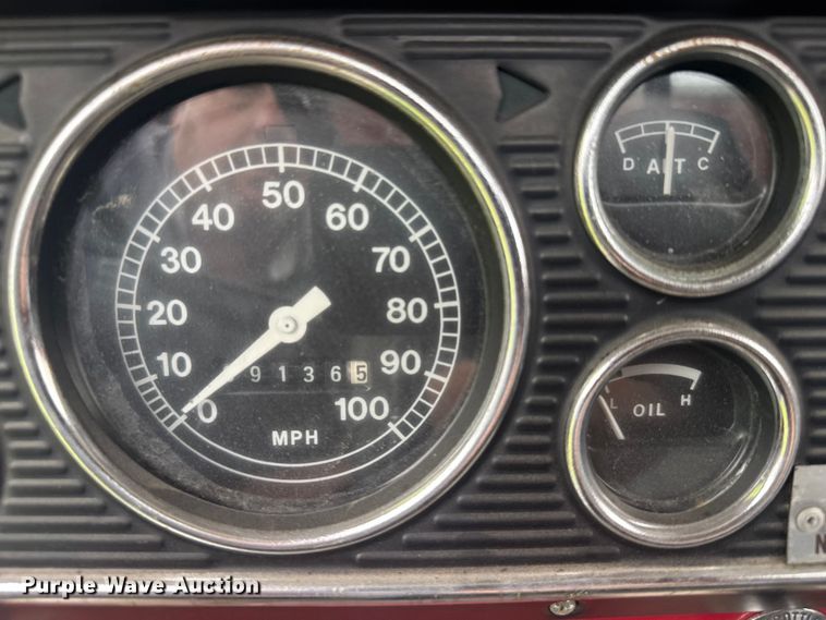 image for item ER2318 1975 Ford pumper fire truck