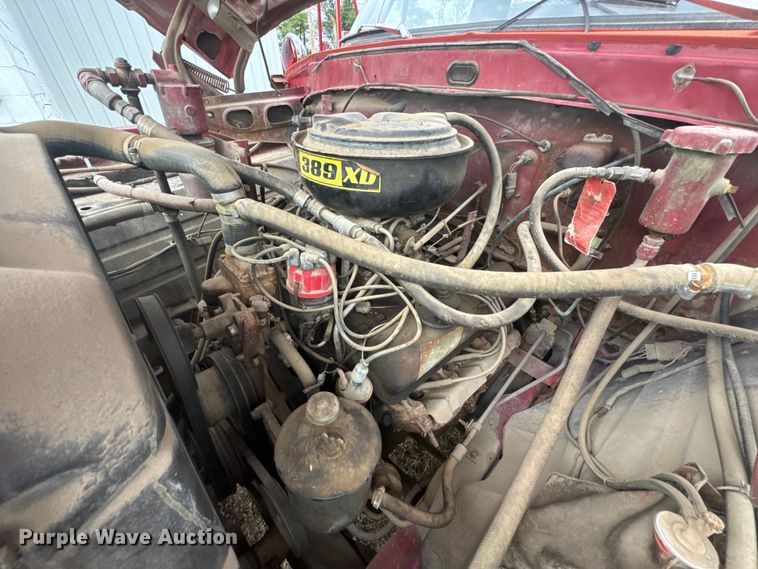 image for item ER2318 1975 Ford pumper fire truck