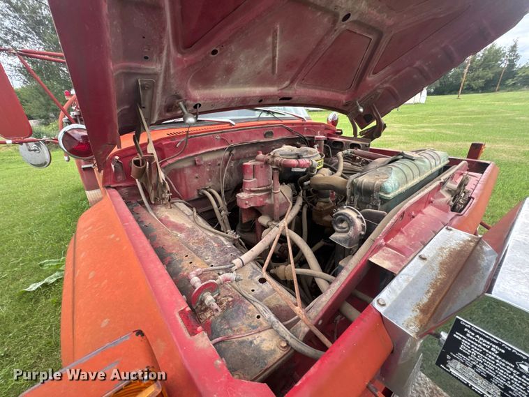 image for item ER2318 1975 Ford pumper fire truck