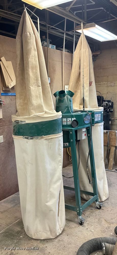 image for item ER2327 2005 Grizzly G9958 dust collection