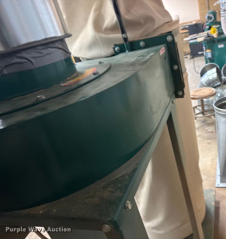 image for item ER2327 2005 Grizzly G9958 dust collection