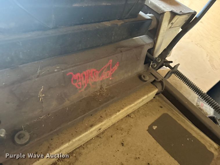 image for item ER2330 Grass hopper 225 ZTR lawn mower