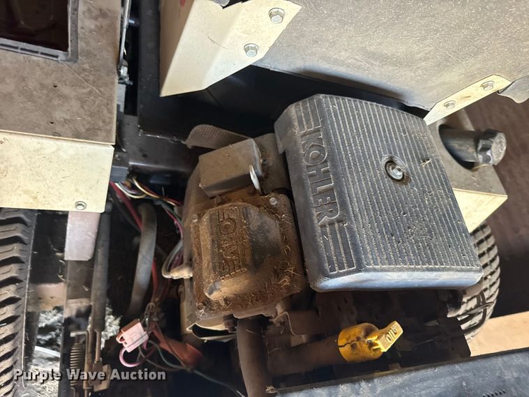 image for item ER2330 Grass hopper 225 ZTR lawn mower