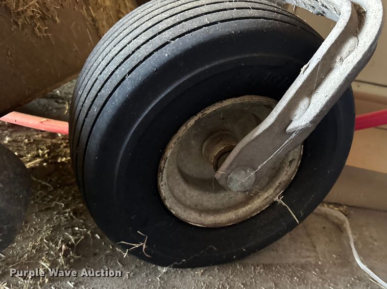 image for item ER2330 Grass hopper 225 ZTR lawn mower