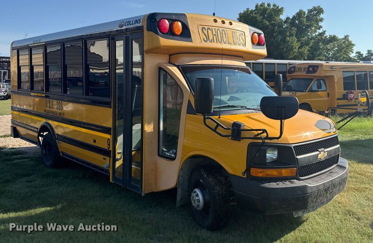 image for item ER2331 2016 Chevrolet Express school bus