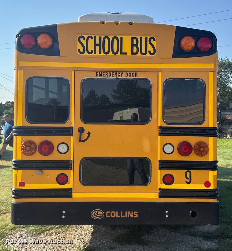 image for item ER2331 2016 Chevrolet Express school bus