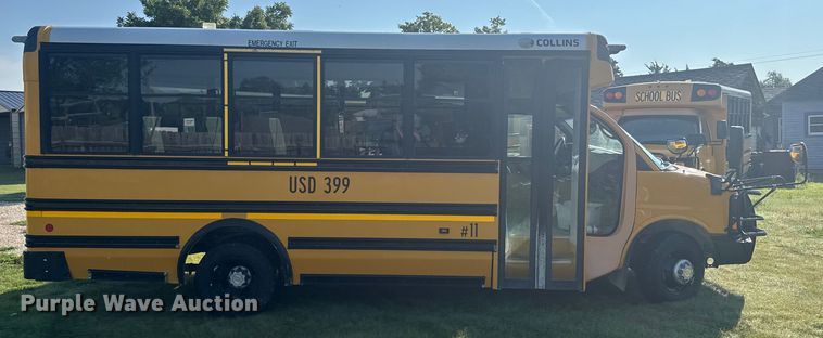 image for item ER2332 2014 Chevrolet Express school bus