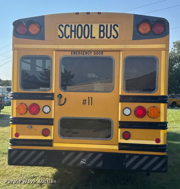 image for item ER2332 2014 Chevrolet Express school bus