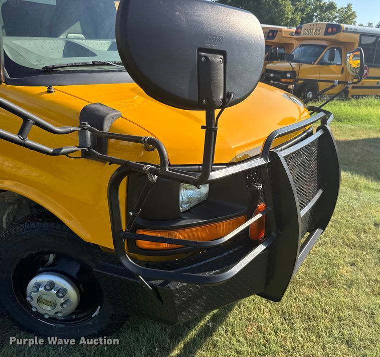 image for item ER2332 2014 Chevrolet Express school bus