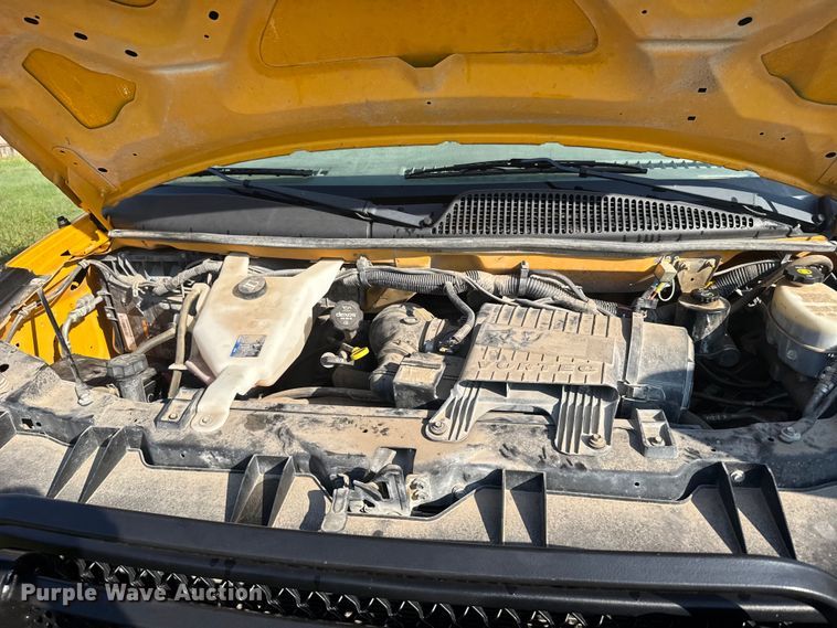 image for item ER2332 2014 Chevrolet Express school bus