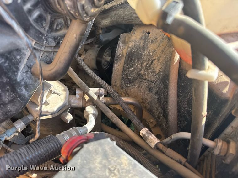 image for item ER2332 2014 Chevrolet Express school bus