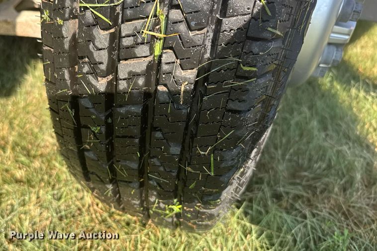 image for item ER2332 2014 Chevrolet Express school bus