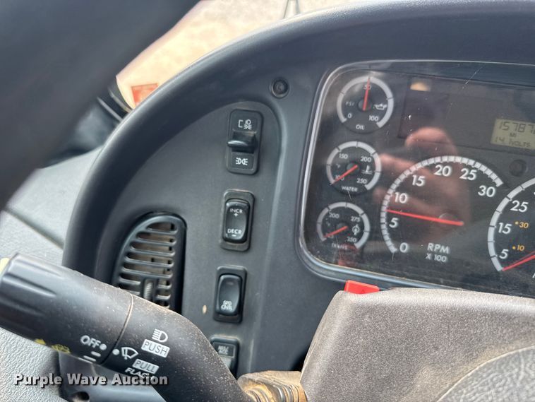 image for item ER2339 2008 Thomas Built B2  school bus