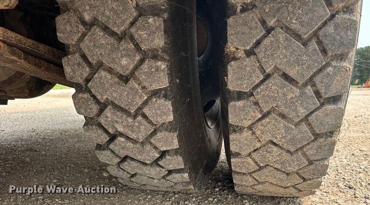 image for item ER2339 2008 Thomas Built B2  school bus