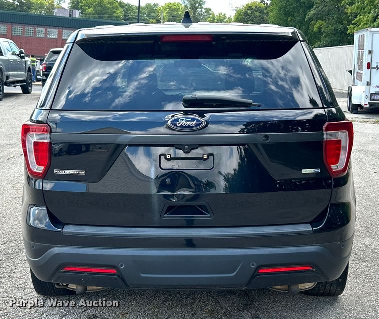 image for item ET3075 2018 Ford Explorer Police Interceptor SUV