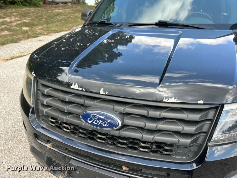 image for item ET3075 2018 Ford Explorer Police Interceptor SUV