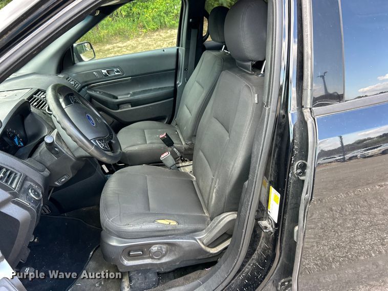 image for item ET3075 2018 Ford Explorer Police Interceptor SUV