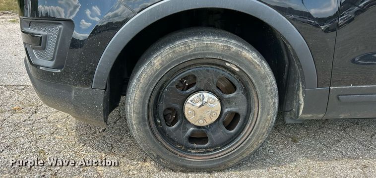 image for item ET3075 2018 Ford Explorer Police Interceptor SUV