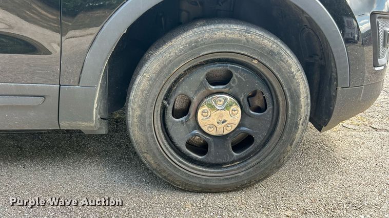 image for item ET3075 2018 Ford Explorer Police Interceptor SUV