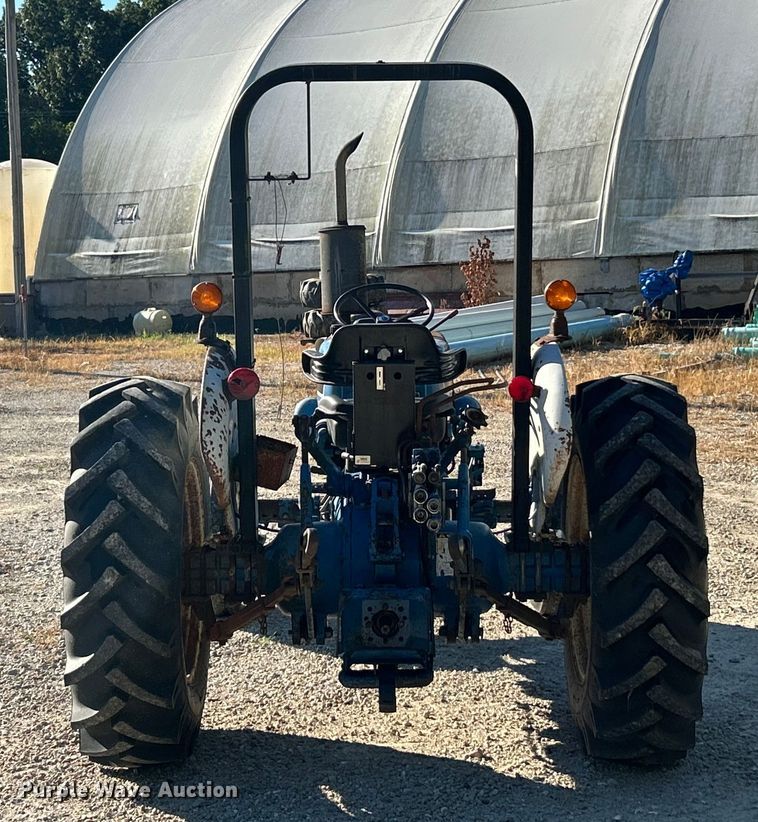 image for item ET3087 Ford 3930 tractor