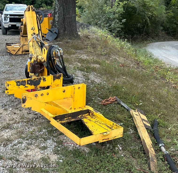 image for item ET3103 Tiger side boom rotary mower