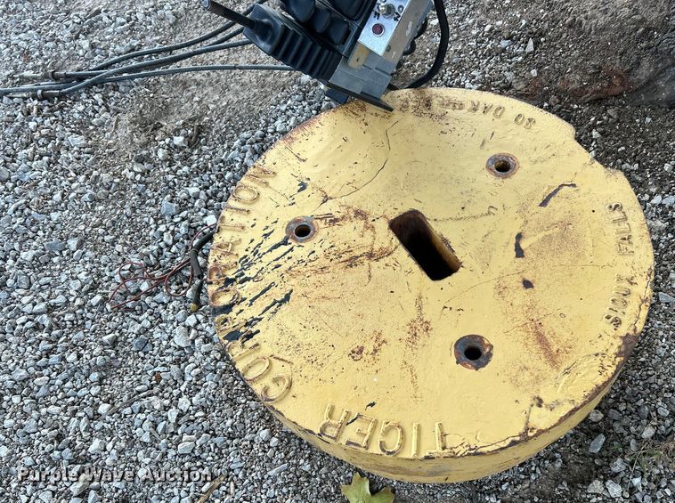 image for item ET3103 Tiger side boom rotary mower