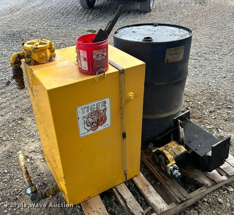 image for item ET3103 Tiger side boom rotary mower