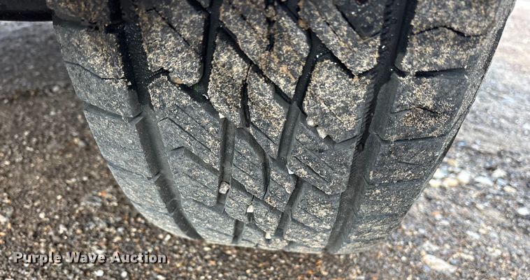 image for item ET7058 2018 Chevrolet Silverado 1500 pickup truck