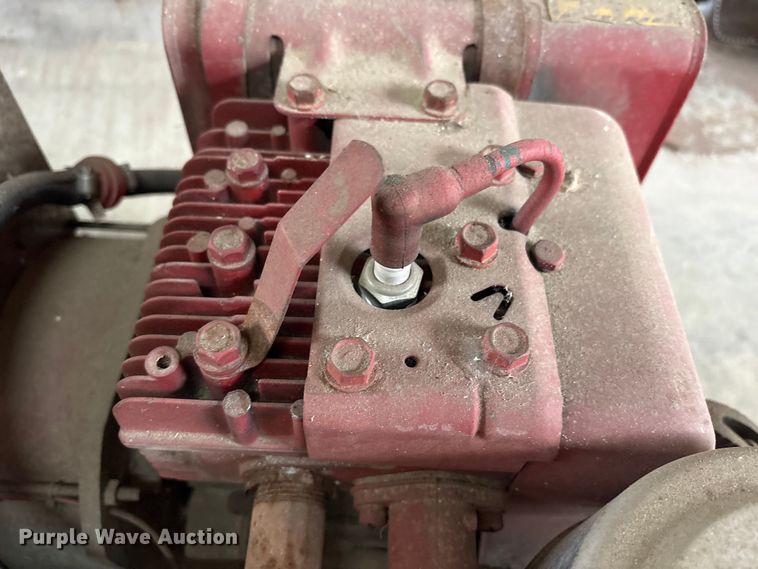 image for item ET7060 Hale Hot Shot  generator