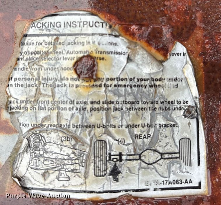 image for item ET7062 1993 Ford F350 Crew Cab flatbed pickup truck