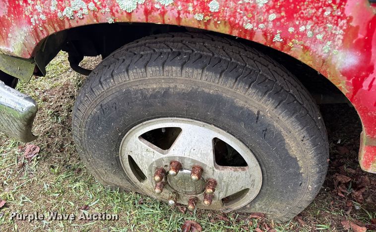 image for item ET7062 1993 Ford F350 Crew Cab flatbed pickup truck