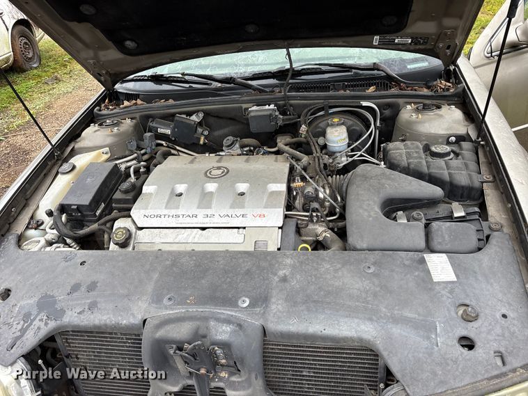 image for item ET7064 2002 Cadillac Seville 