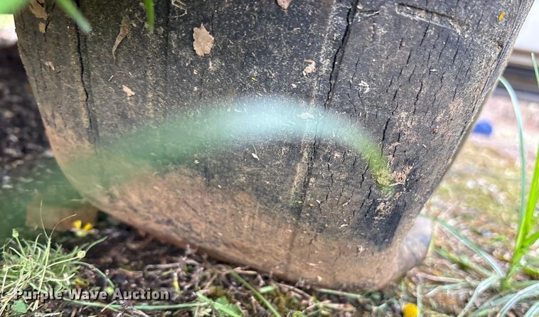 image for item ET7064 2002 Cadillac Seville 