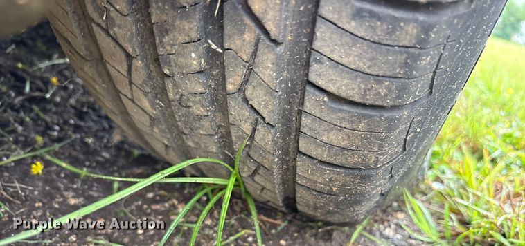 image for item ET7064 2002 Cadillac Seville 