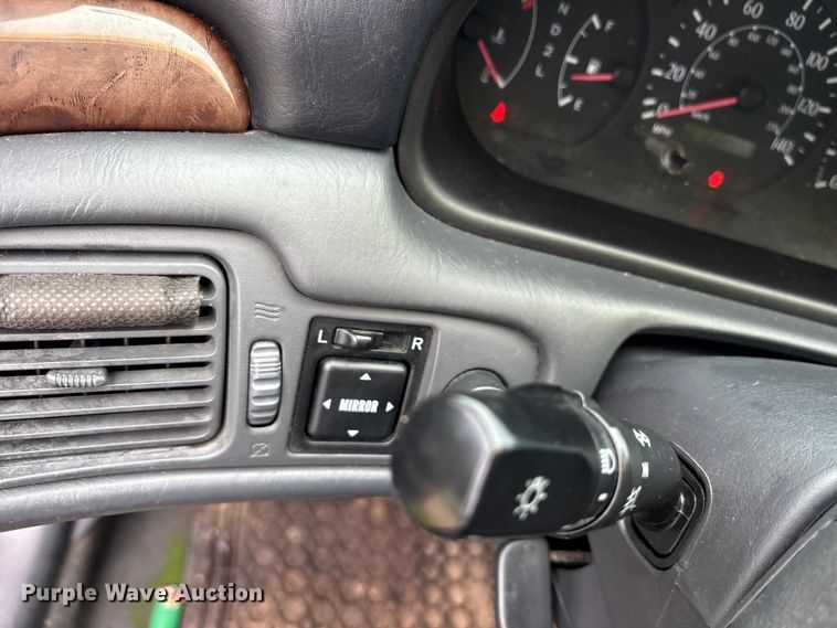 image for item ET7065 1999 Toyota Camry Solara 