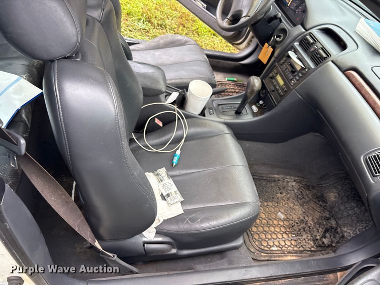 image for item ET7065 1999 Toyota Camry Solara 