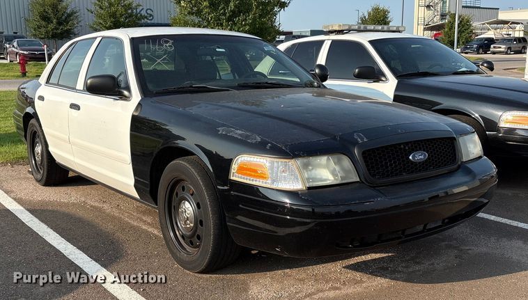 image for item EU4564 2008 Ford Crown Victoria Police Interceptor 