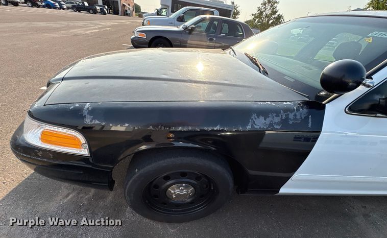 image for item EU4564 2008 Ford Crown Victoria Police Interceptor 