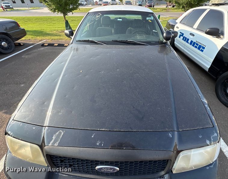 image for item EU4564 2008 Ford Crown Victoria Police Interceptor 
