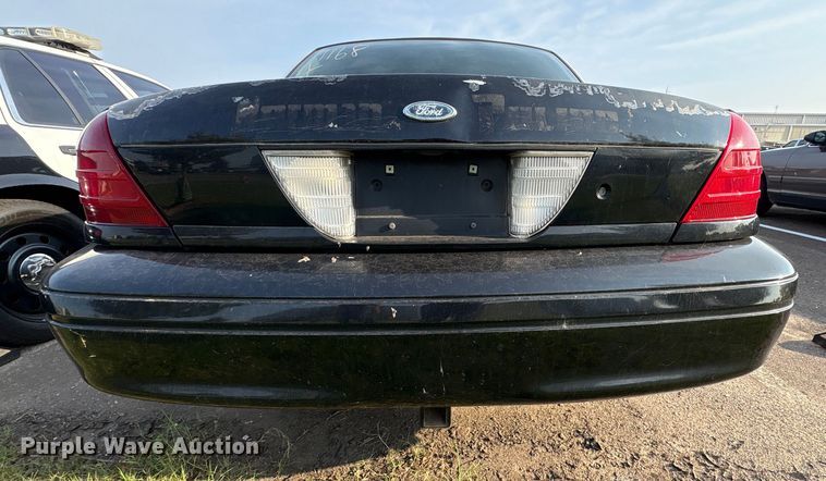 image for item EU4564 2008 Ford Crown Victoria Police Interceptor 