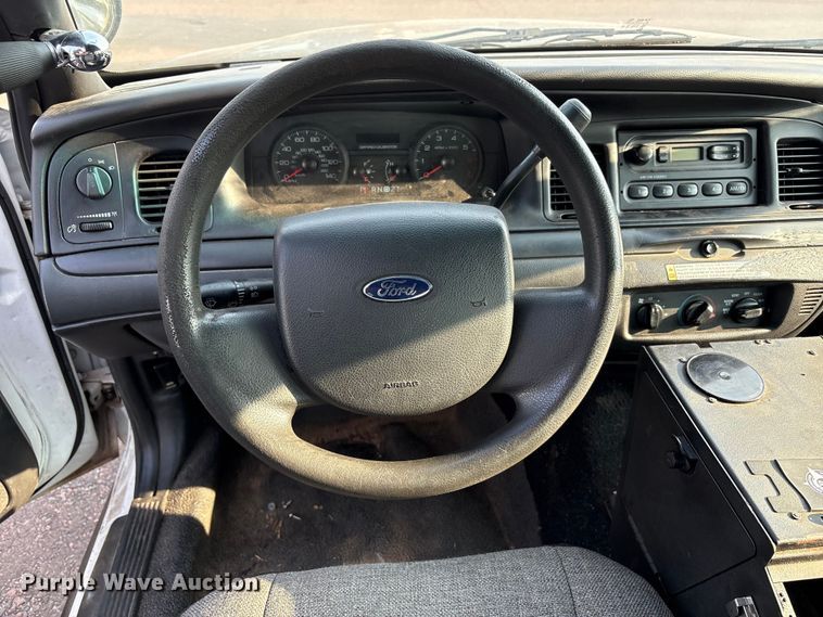 image for item EU4564 2008 Ford Crown Victoria Police Interceptor 